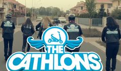 Harleyowcy na hulajnogach reklamują Decathlon (wideo)