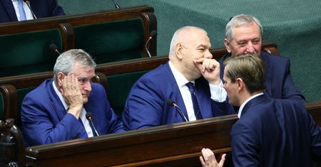 Rząd wiedział czy nie? Dużo pytań o problem z nawozami