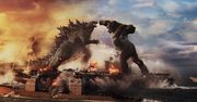 "Godzilla vs Kong", czyli walcząc na zgliszczach. Dla takich filmów kina powinny stać otworem [RECENZJA]