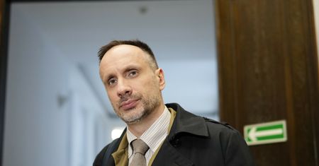 Tajemnica nowego biura posła Kowalskiego. "Straszliwie śmierdzi"
