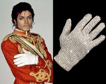 Kolejna rękawiczka Jacksona sprzedana. Za 350 TYSIĘCY!