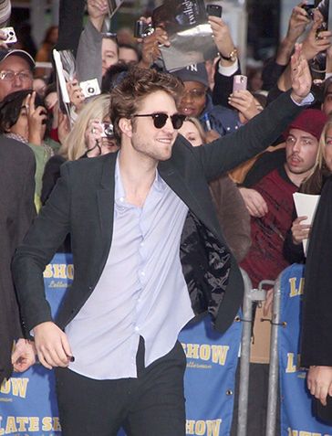 Pattinson zarobi pół MILIARDA DOLARÓW?!