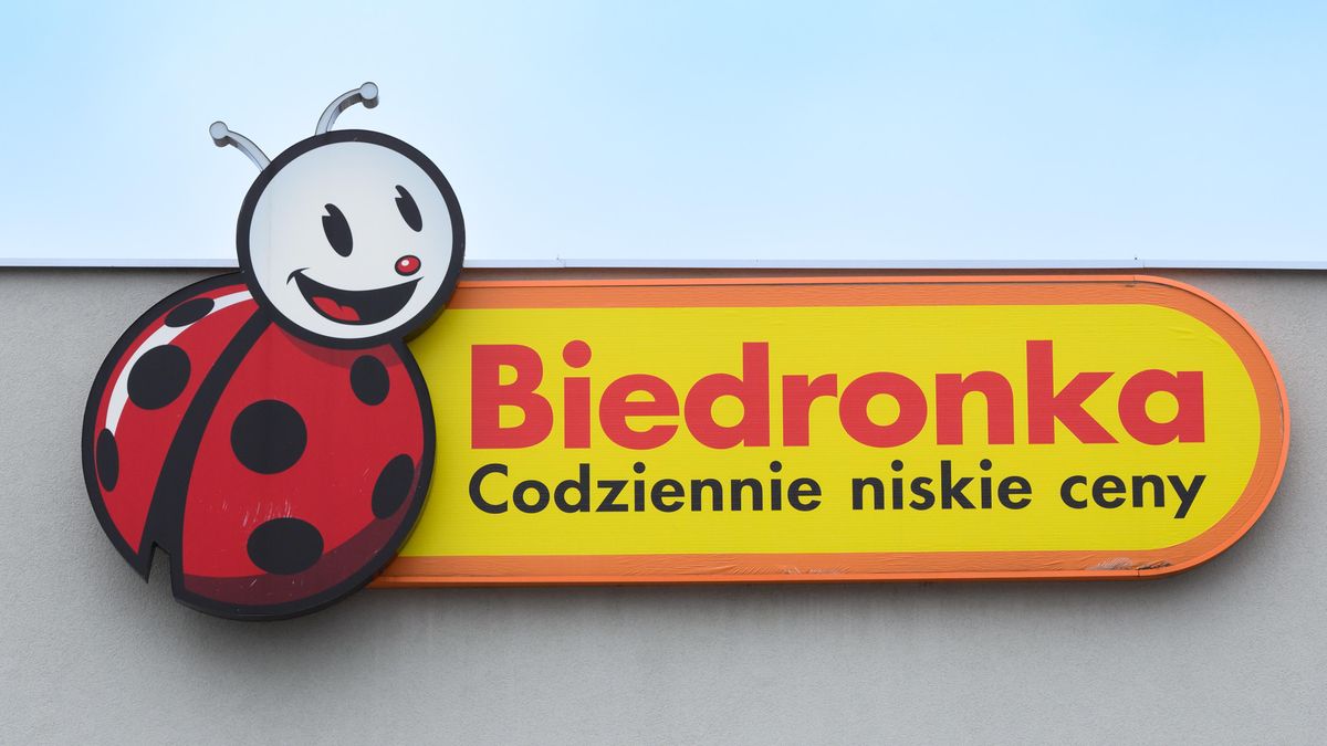 Biedronka
Zalasewo, 15.02.2024. Dyskonty Lidl i Biedronka obok siebie przy ul. Planetarnej w Zalasewie, 15 bm.
(jk) PAP/Jakub Kaczmarczyk
Jakub Kaczmarczyk
Biedronka, Lidl, Zalasewo, ceny, dyskont, konkurencja, sklep, wojna cenowa, ekonomia, handel, rywalizacja, logo, znak firmowy, konkurencyjne ceny