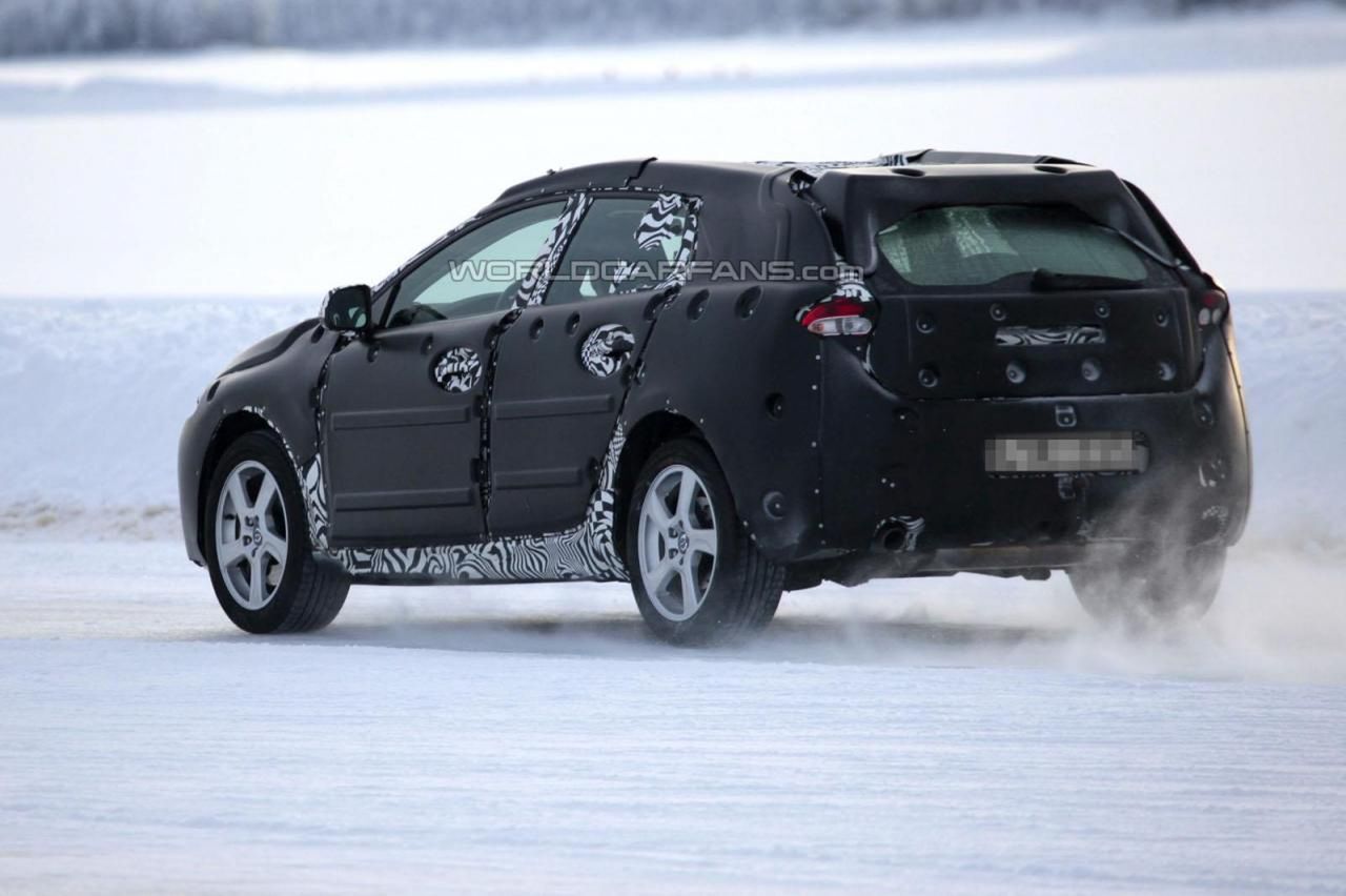 Volvo V40 (fot. Automedia via World Car Fans)