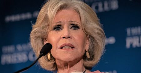 Jane Fonda ma raka. Przyznała, jak znosi chemioterapię