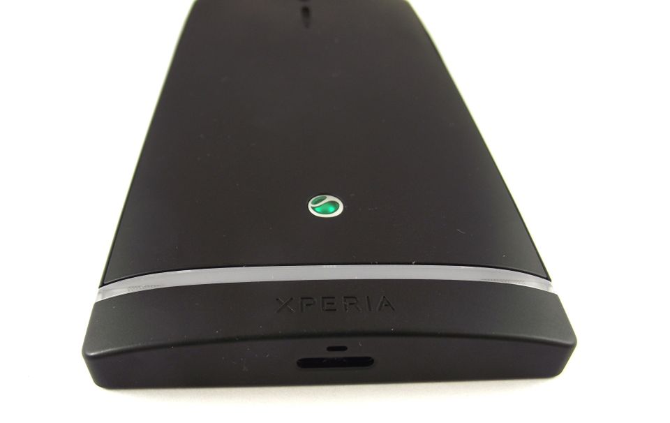 Sony Xperia S - piękna i bestia [test] 4