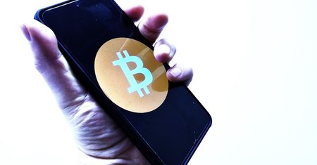 Oszukana na inwestycje w kryptowaluty straciła 145 tyś. zł