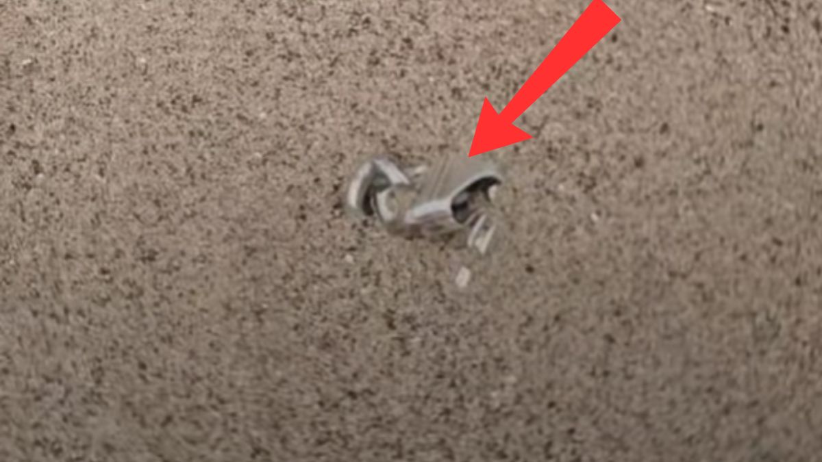 Polak znalazł grubą bransoletę.