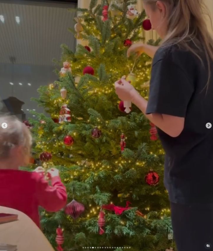 Anna Lewandowska ubrała choinkę