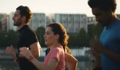 Zakochać się w sporcie - motywująca reklama francuskiego Intersport