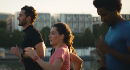 Zakochać się w sporcie - motywująca reklama francuskiego Intersport