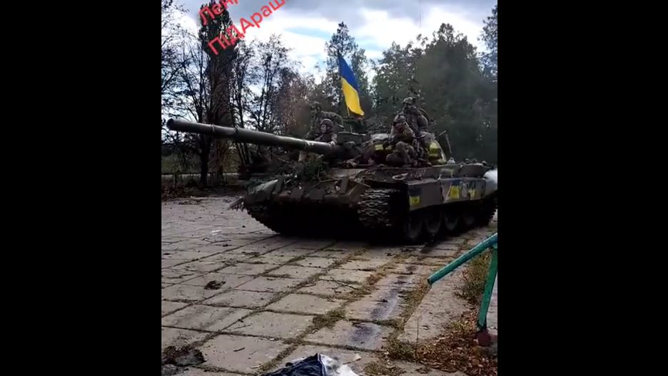 Przejęty przez Ukraińców T-62M.