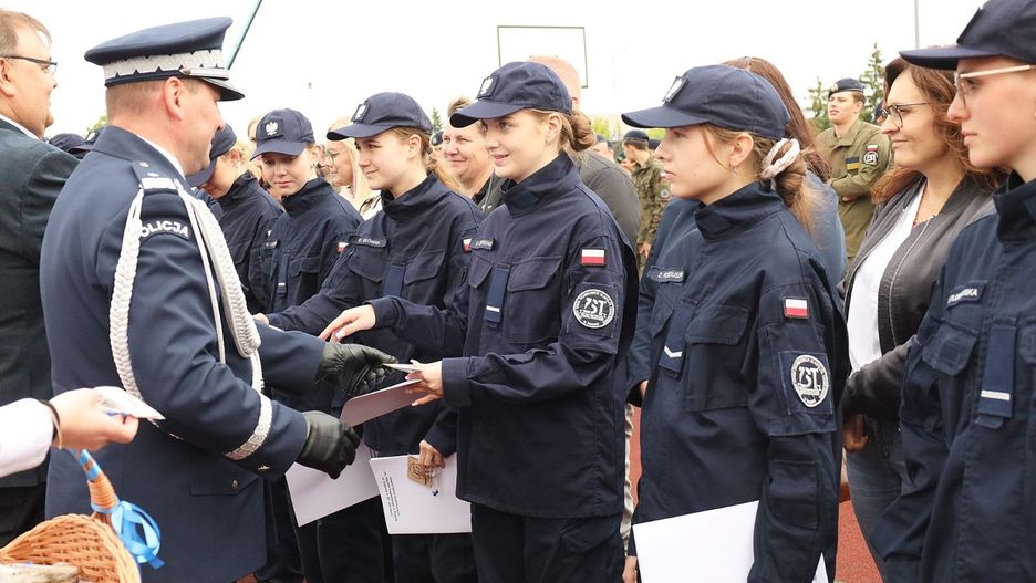Piąta uroczysta defilada uczniów ZST Śrem