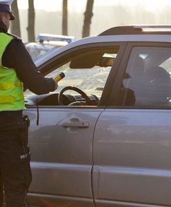 Był pijany, jechał po alkohol. Wpadł na gorącym uczynku