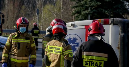 Wypadek busa pod Lublinem na trasie S12. Wiele osób rannych