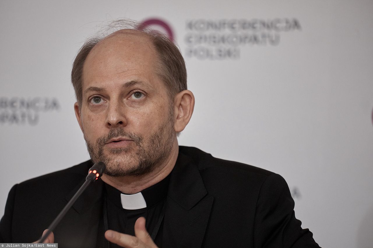 Cmentarze zamknięte. Rzecznik Konferencji Episkopatu Polski ks. Leszek Gęsiak zabrał głos

