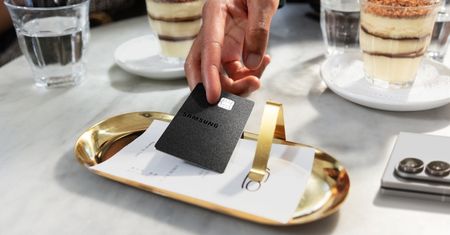 Samsung w końcu ma odpowiedź na Apple Card. Na razie tylko w USA