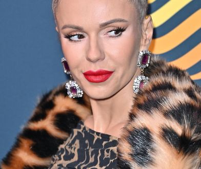 Wysyp komentarzy pod zdjęciem Dody. Fanka: "Jesteś w ciąży?". Piosenkarka odpowiedziała