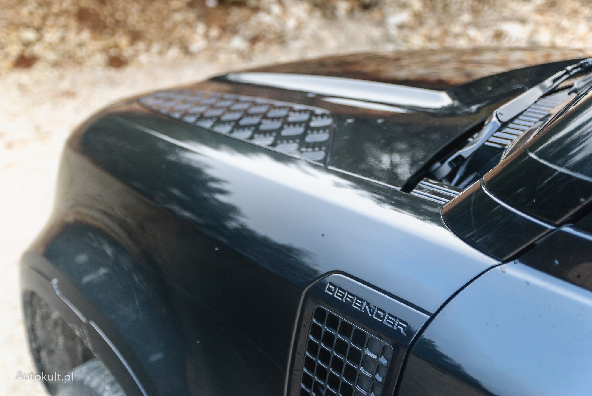 Land Rover Defender 130