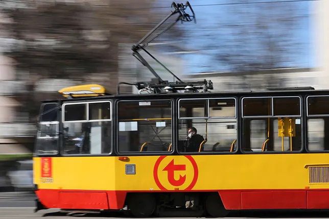 Warszawa. Pożar tramwaju na Targowej