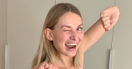 Joanna Moro gorszy fanów, grasując TOPLESS nad warmińskim jeziorem: "ZERO WSTYDU I PRZYZWOITOŚCI"