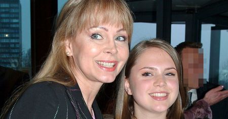 Tak dziś wygląda córka Izabeli Trojanowskiej. Roxanna zrobiła karierę ZA GRANICĄ (FOTO)
