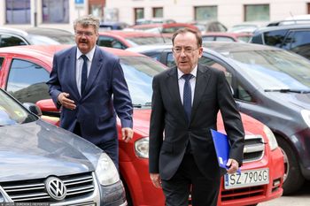Zatrzymanie Kamińskiego i Wąsika. Sąd zdecydował