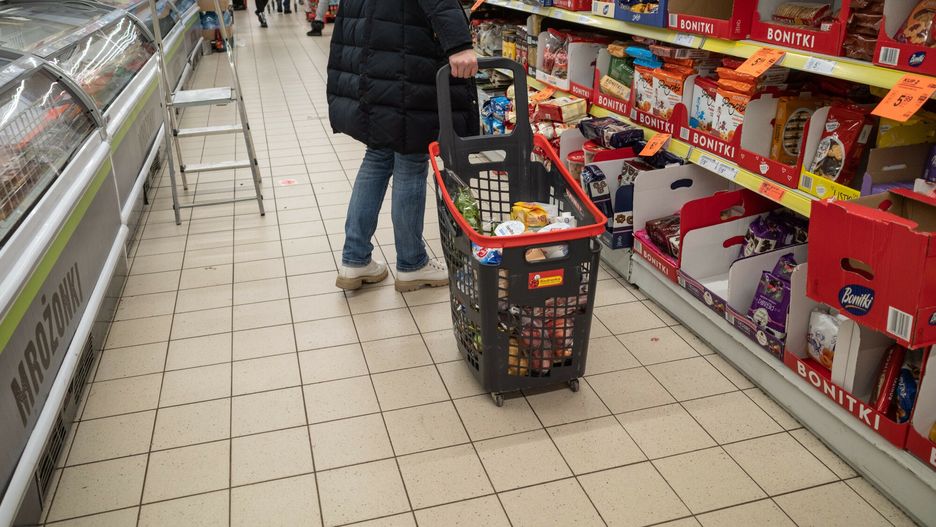 Stock Arkadiusz Zi�?ek
Fot. Arkadiusz Ziolek/East News.
n/z Wozek sklepowy z zakupami.
ARKADIUSZ ZIOLEK