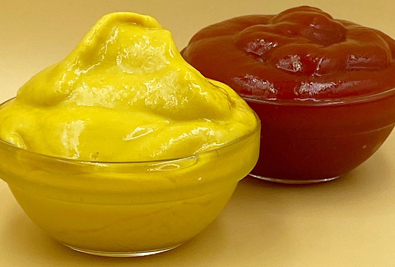 Czym się różni ketchup od musztardy pod względem zdrowotnym? Mało znane fakty