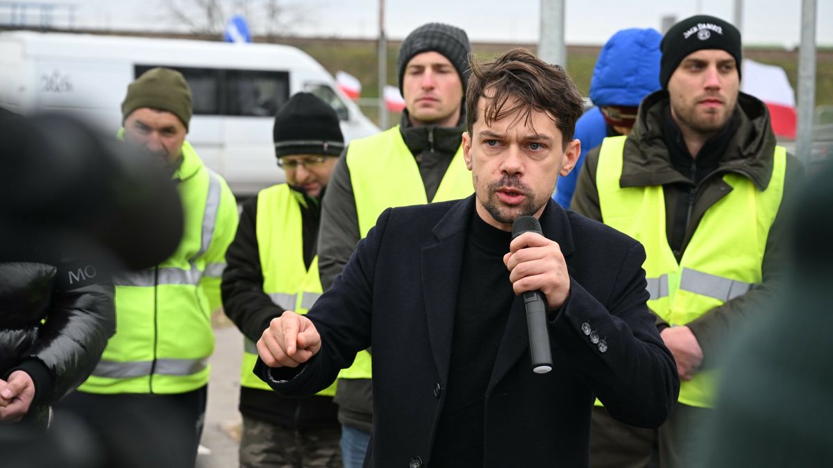 Michał Kołodziejczak na polsko-ukraińskiej granicy w Medyce, 23 listopada 2023 roku