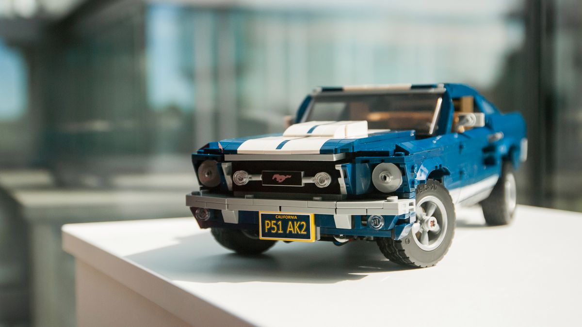 Ford Mustang 67 z Lego (zestaw 10265)