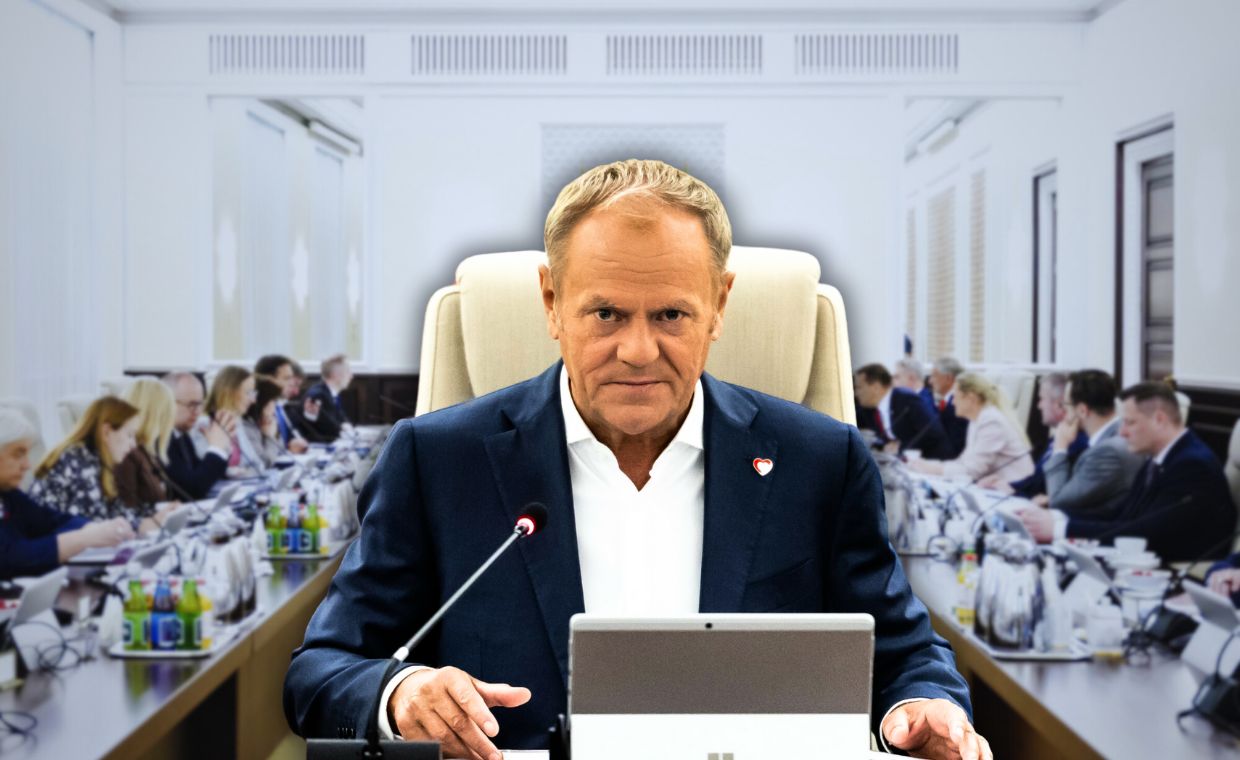 Ponad połowa chce odejścia Tuska - wynika z sondy. 