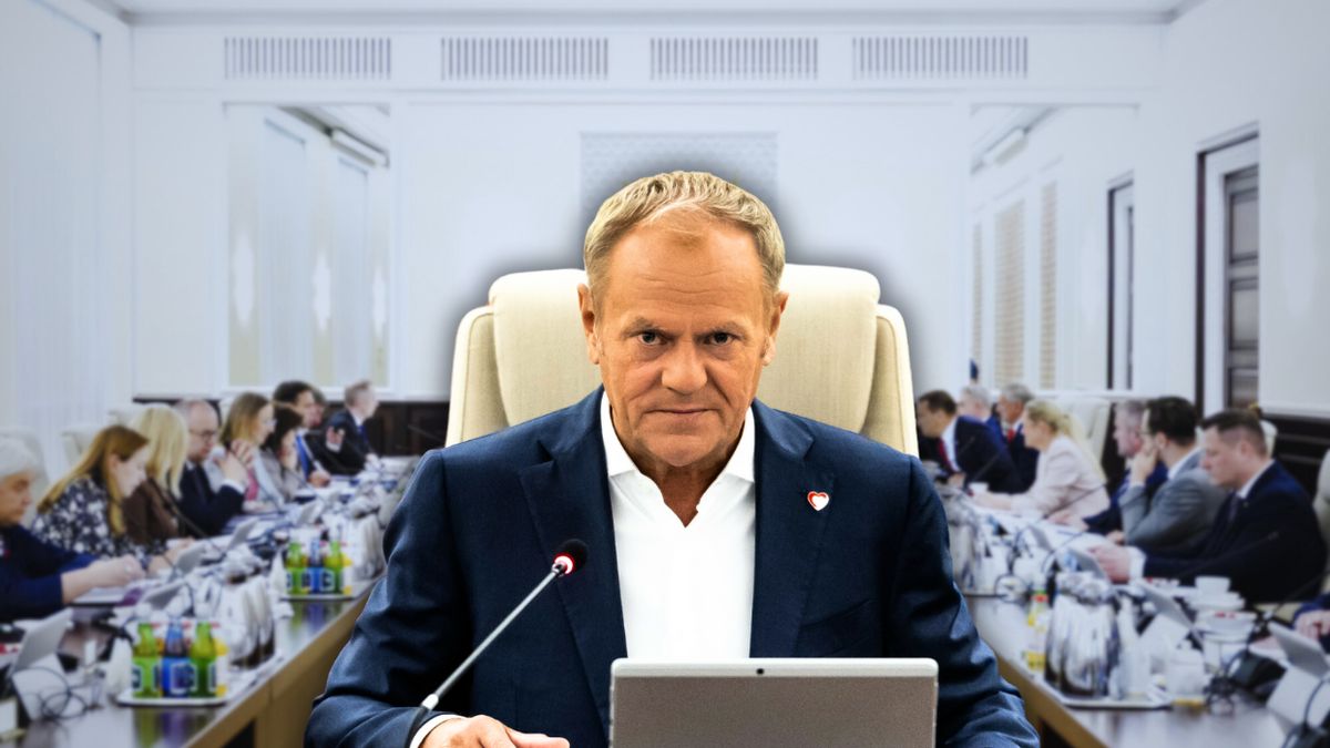 Ponad połowa chce odejścia Tuska - wynika z sondy. 