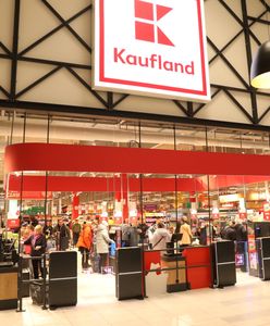 Niska emerytura po 32 latach na kasie. Kaufland zabiera głos