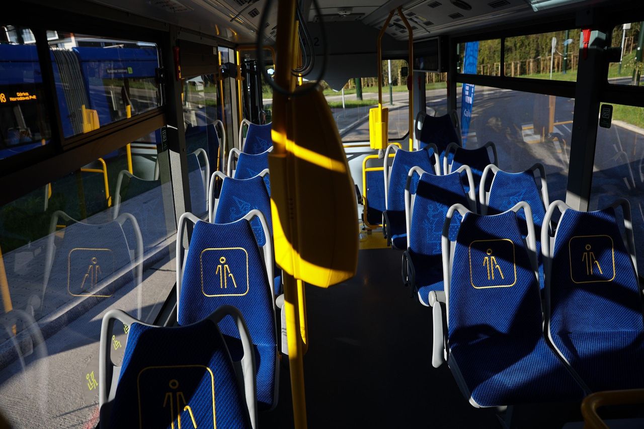 Kraków: Cięcia w komunikacji miejskiej. Autobus do Łęgu zlikwidowany, mieszkańcy oburzeni. ZTP odpowiada: Kontrolujemy sytuację