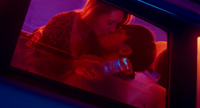 Durex przed Walentynkami namawia - "Kochaj tak, jak lubisz"