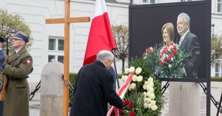 Marta Kaczyńska na 6. rocznicy katastrofy smoleńskiej (ZDJĘCIA)