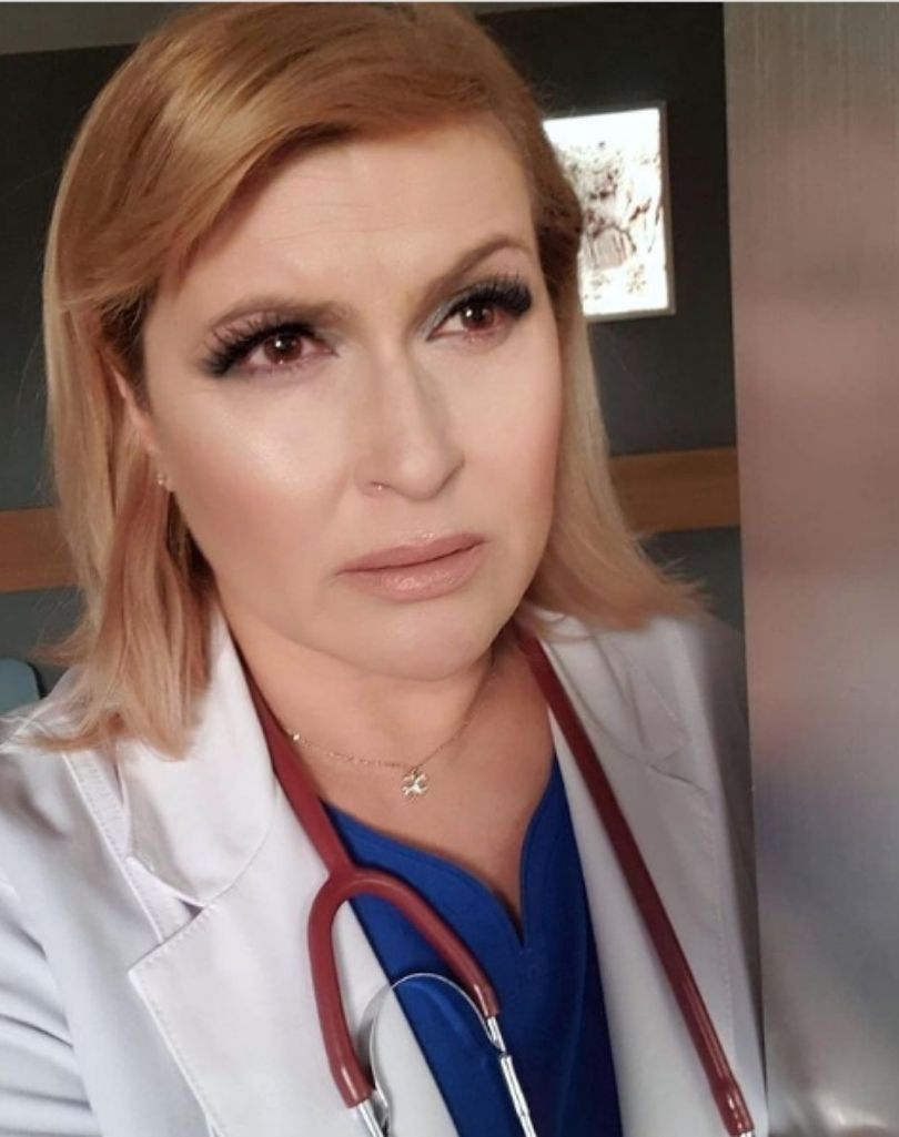 Katarzyna Skrzynecka prezentuje zdjęcie odchudzonej sylwetki