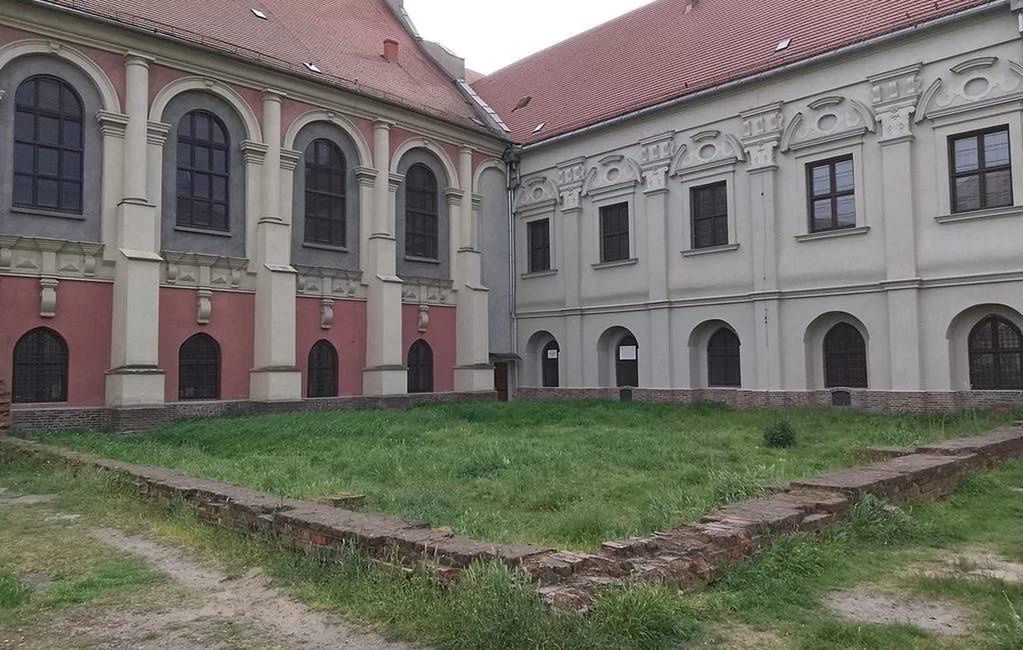 Poznań: Rewitalizacja skweru św. Gotarda coraz bliżej. Miasto ogłosiło przetarg na pierwszy etap prac