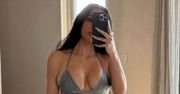 Kim Kardashian eksponuje wyrzeźbioną sylwetkę w bikini, chwaląc się figurą w kształcie klepsydry