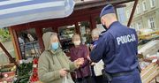 Koronawirus w Polsce. Maseczki i dystans. Wzmożone kontrole policji na ulicach, targowiskach i komunikacji miejskiej