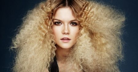 Kasia Struss w sukniach Versace! (ZDJĘCIA!)