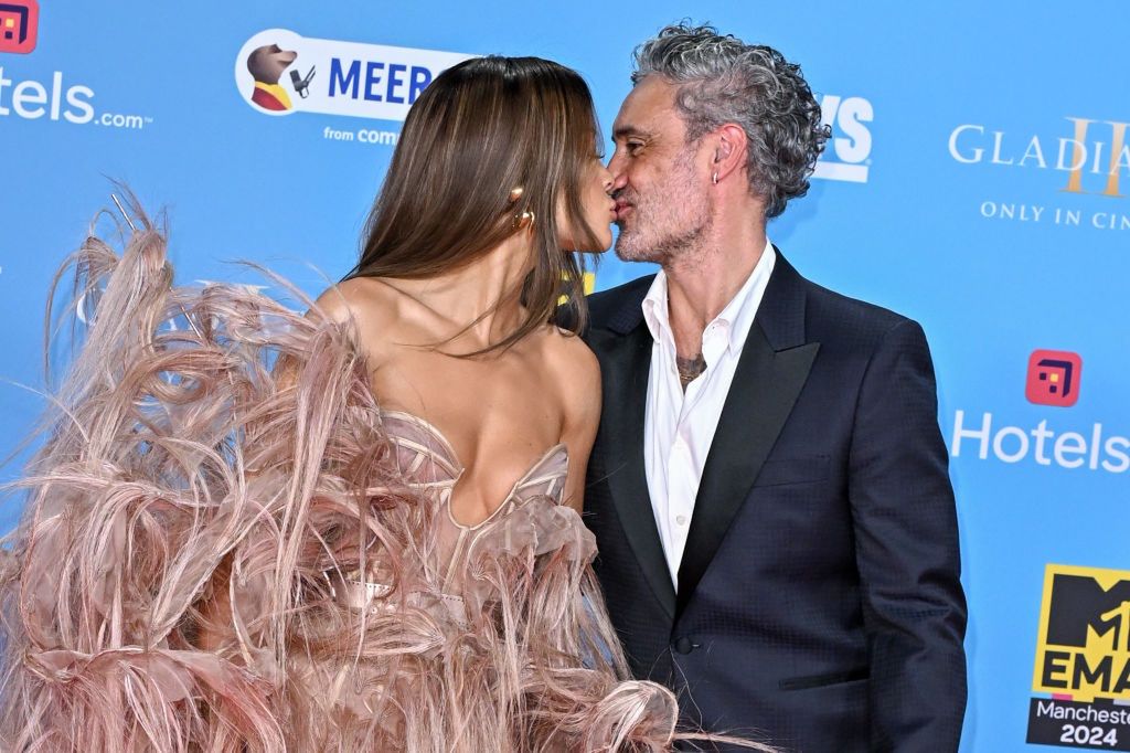 Gorąca para Hollywood,  Rita Ora i jej partner Taika Waititi