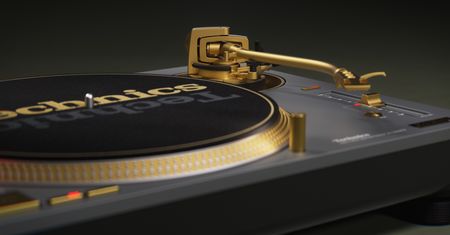 Gratka dla fanów winylowych brzmień. Złoty gramofon na roczicę kultowej serii Technicsa