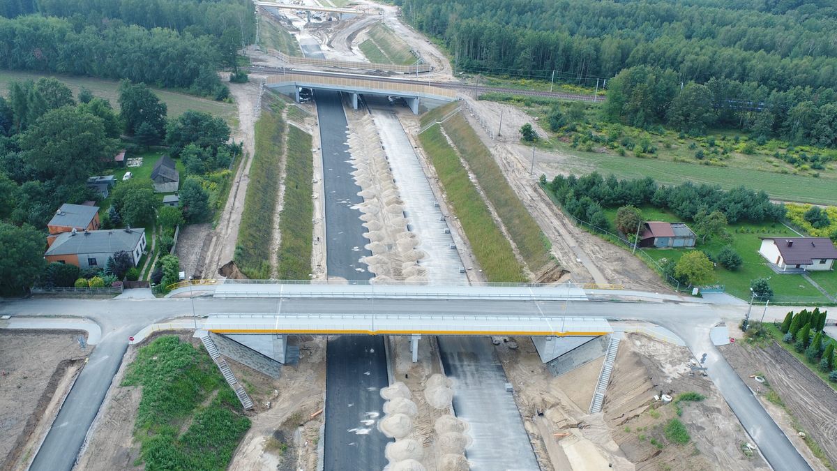 Budowa drogi ekspresowej S14 (zachodnia obwodnica Łodzi) od Aleksandrowa Łódzkiego do autostrady A2, stan na sierpień 2022 r.