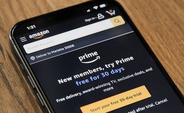 Amazon najmocniej rośnie w chmurze. Tyle zarobił z reklam i subskrypcji