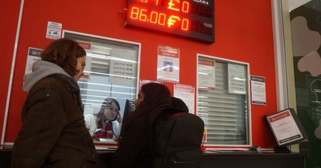 Europejscy inwestorzy mogą pozbyć się rosyjskiego długu. Banki zmieniają politykę