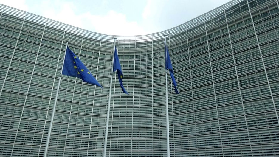 Podr�?e - Bruksela, Belgia - Ulrike Gauss
European Comission building with the european flags in Brussels Belgium
Gauss Ulrike