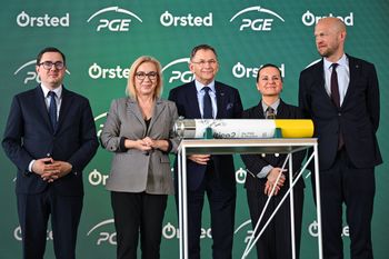 Baltica 2 już rośnie. W dno Bałtyku wbito pierwsze monopale