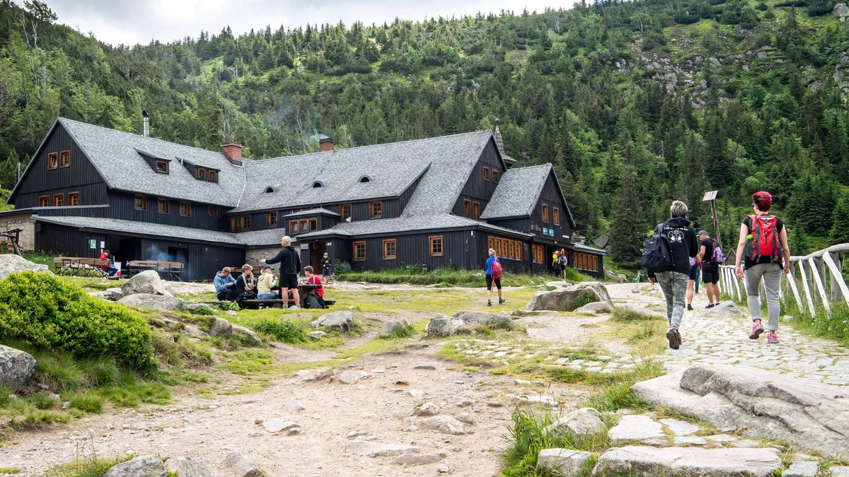 Schronisko PTTK Samotnia w Karkonoszach